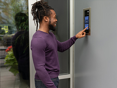 IXG-Series-IXG-DM7-HID-Entrance-Station-Mixed-Use_400x300